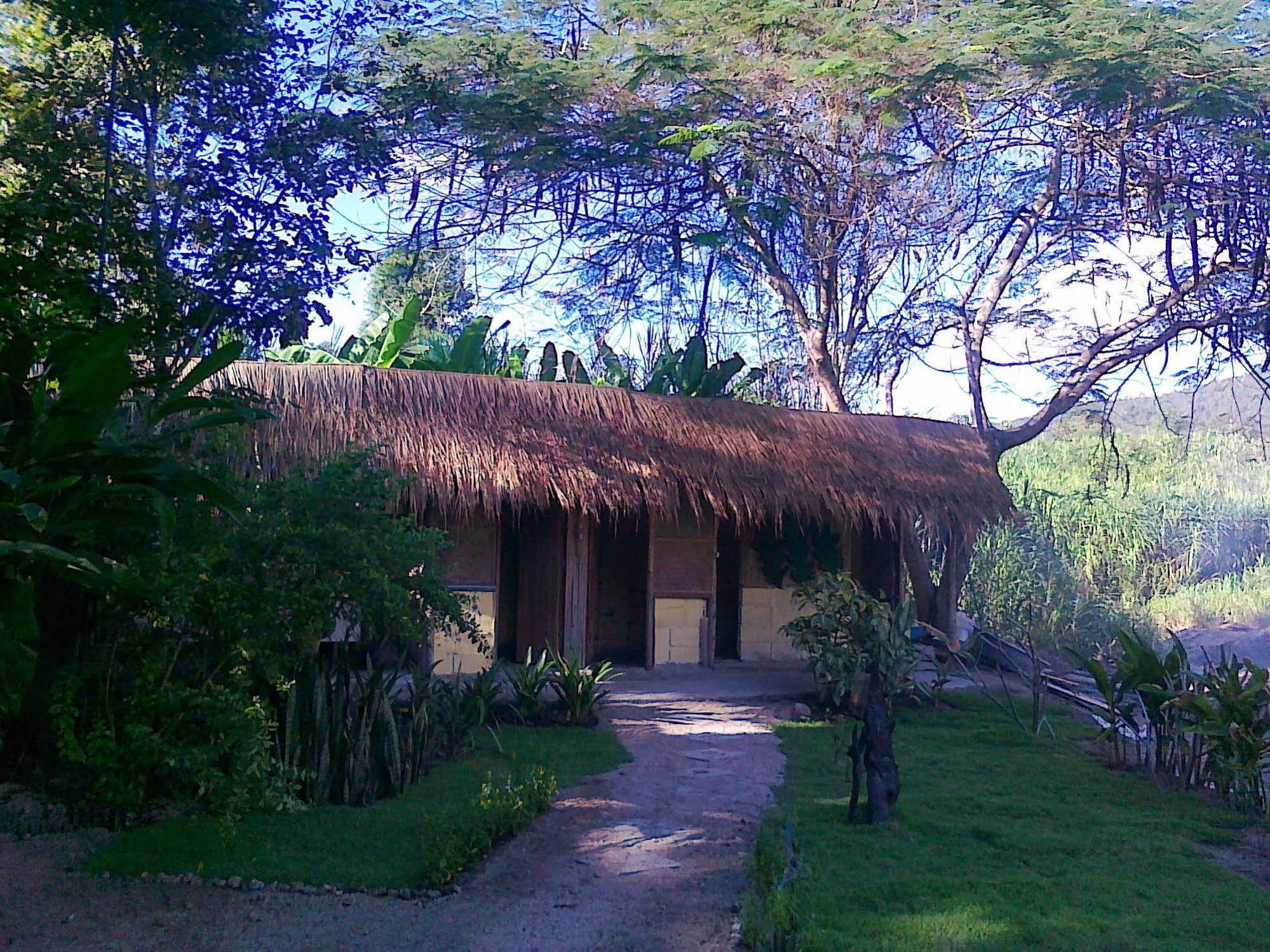 Pai Bamboo Hut Hotel Kültér fotó